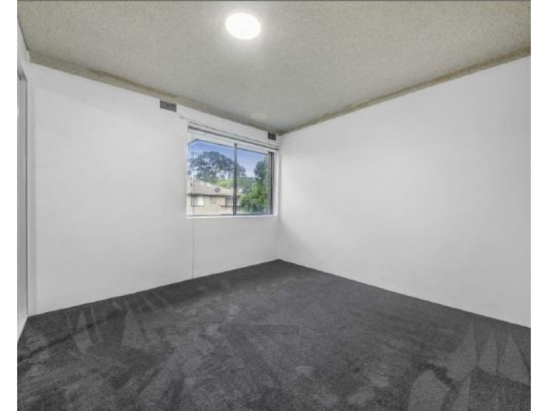 6/41-43 Calliope St, Guildford NSW 2161