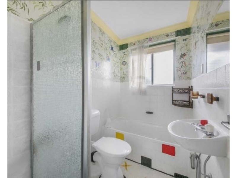 6/41-43 Calliope St, Guildford NSW 2161