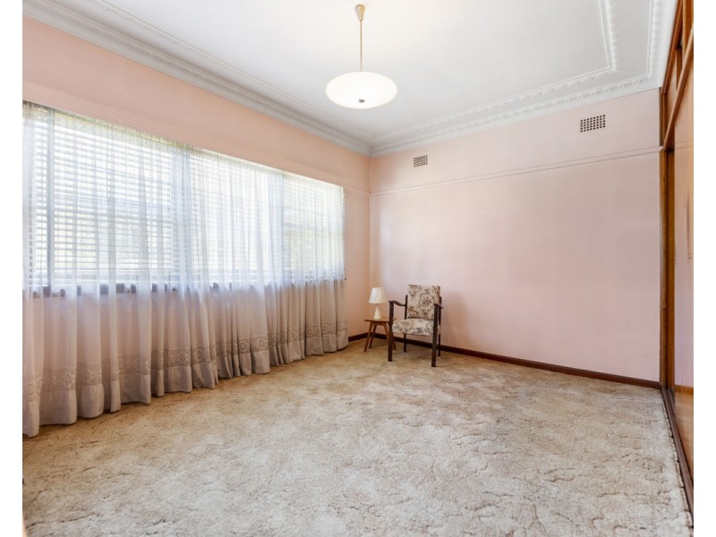 31 Calliope Street, Guildford NSW 2161