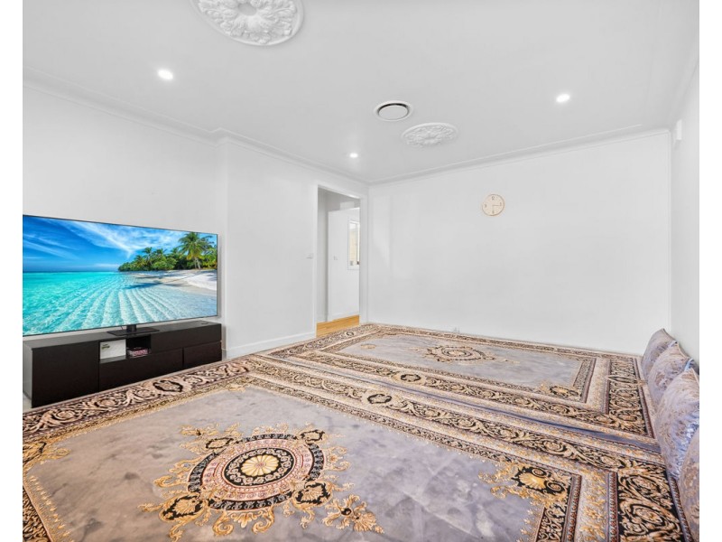 13 Princes Street, Guildford NSW 2161