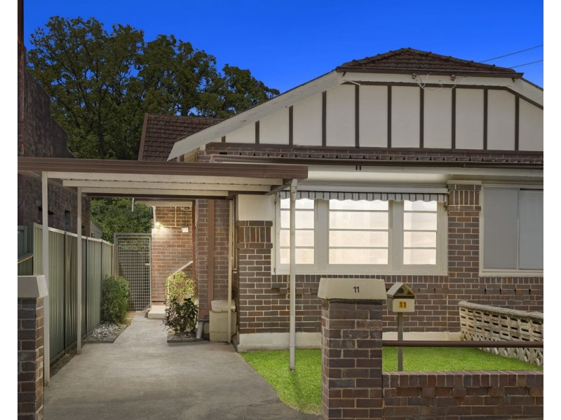 11 Lena Street, Granville NSW 2142