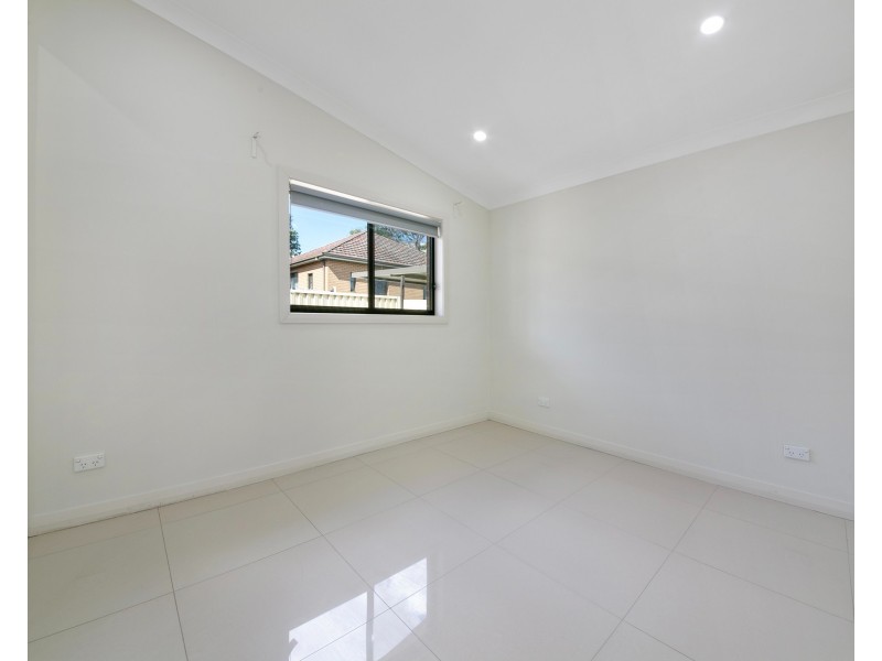 81A Chetwynd Rd, Merrylands NSW 2160