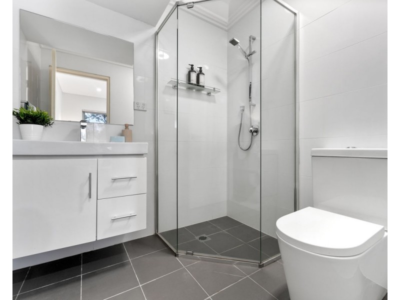 5 Adrian Place, Greystanes NSW 2145