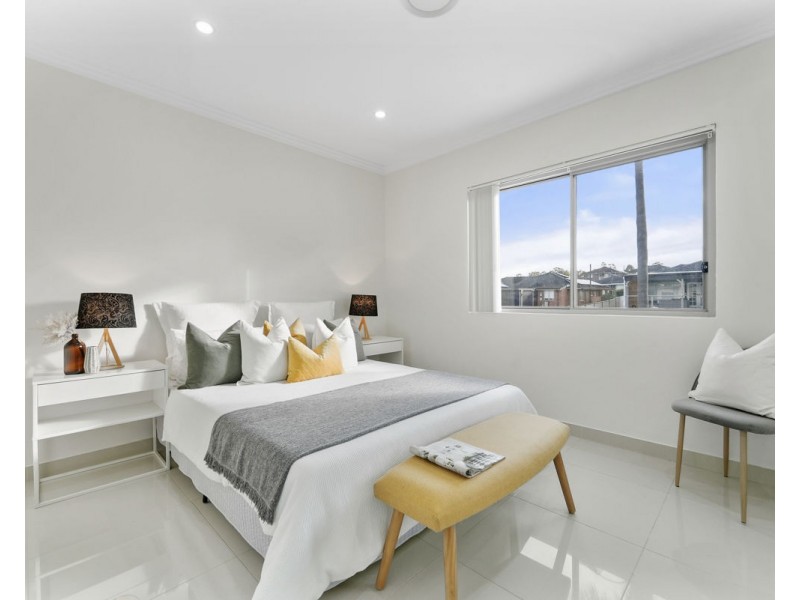 5 Adrian Place, Greystanes NSW 2145