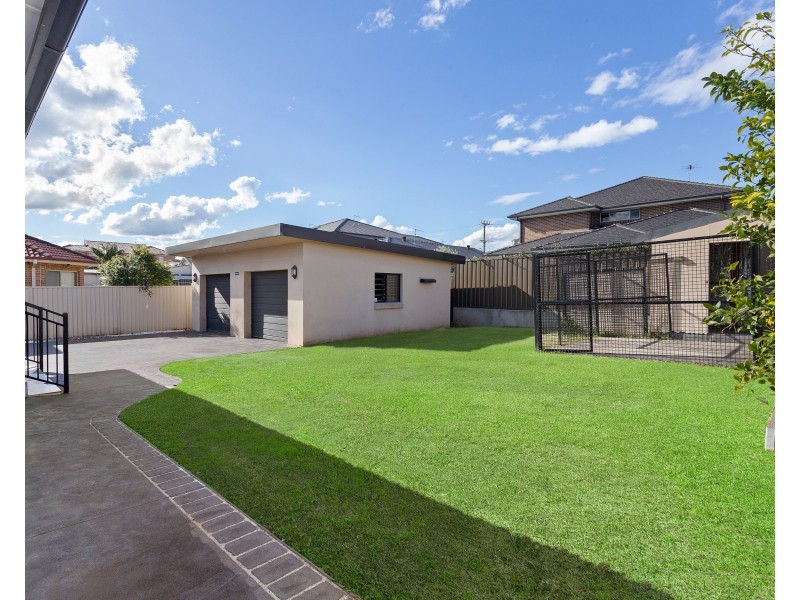 32 Gerald St, Greystanes NSW 2145