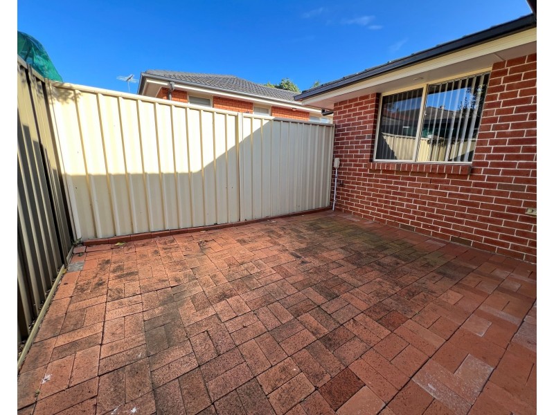 86A Dawn St, Greystanes NSW 2145