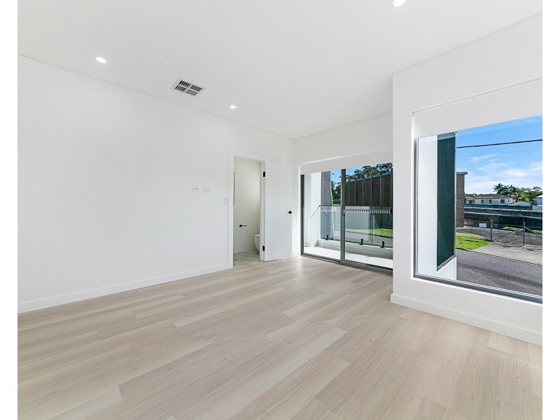 8b Parkes St, Guildford West NSW 2161