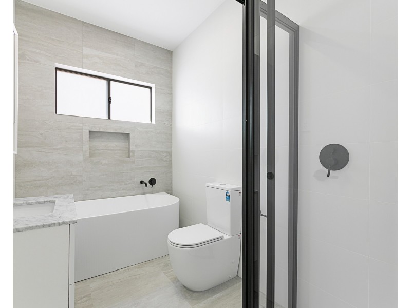 8b Parkes St, Guildford West NSW 2161