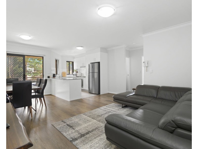 1/28-30 Newman Street, Merrylands NSW 2160