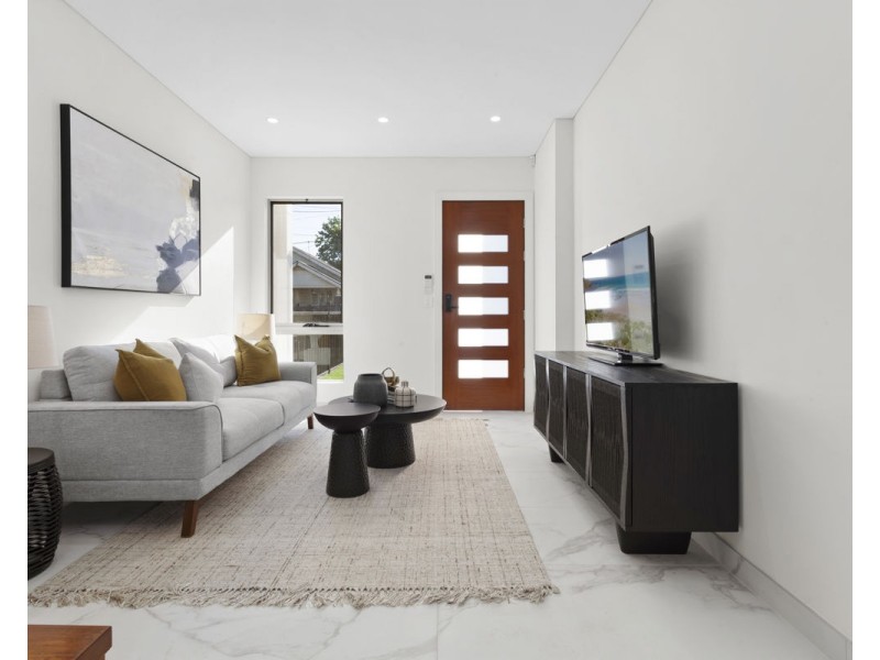 28b Bangor Street, Guildford NSW 2161