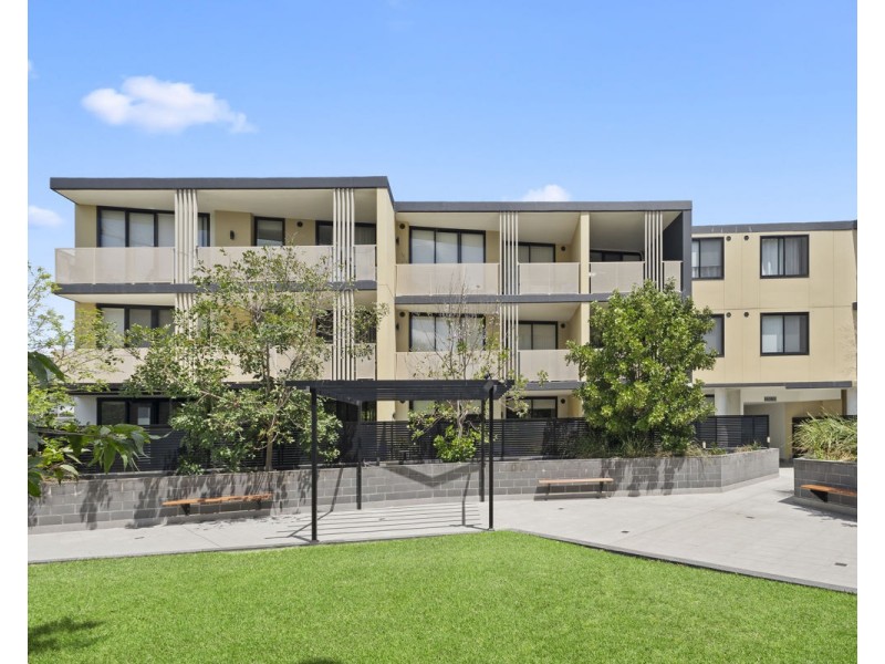 B205/1 Robilliard Street, Mays Hill NSW 2145