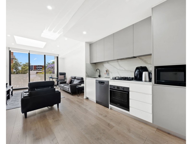 B205/1 Robilliard Street, Mays Hill NSW 2145