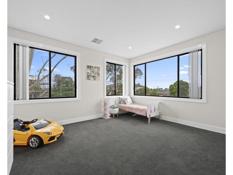 2 Daisy Street, Greystanes NSW 2145