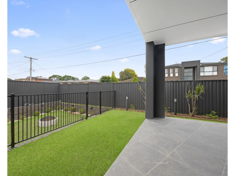 2 Daisy Street, Greystanes NSW 2145