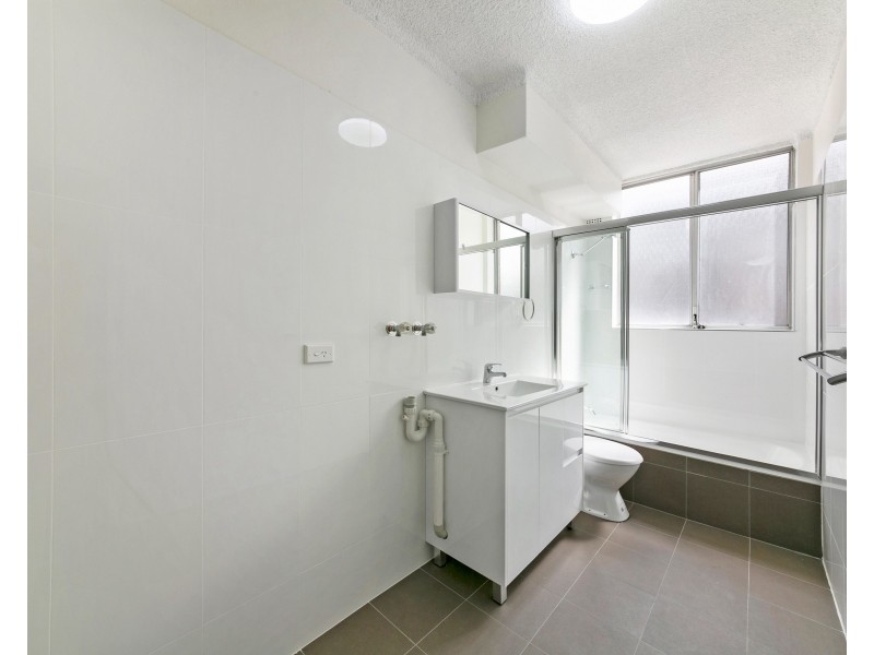 09/21 Cambridge St, Merrylands NSW 2160