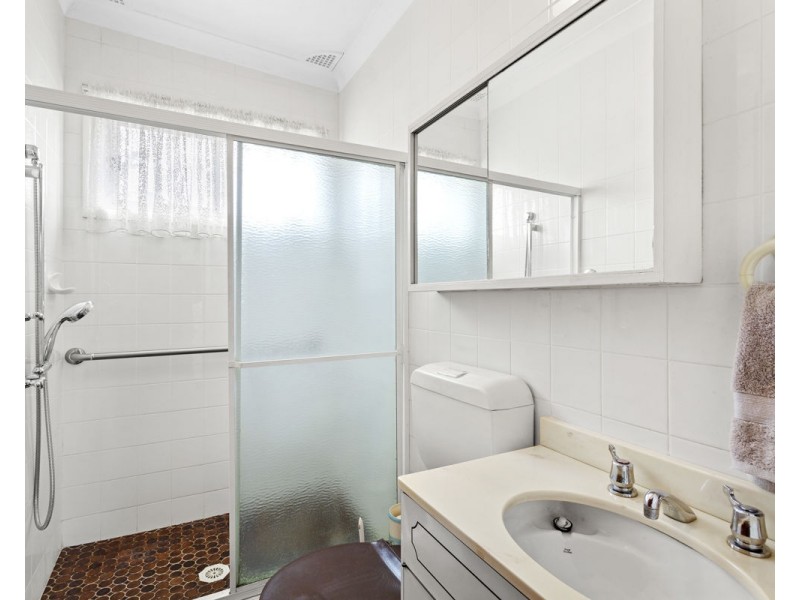 116 Woodville Road, Granville NSW 2142