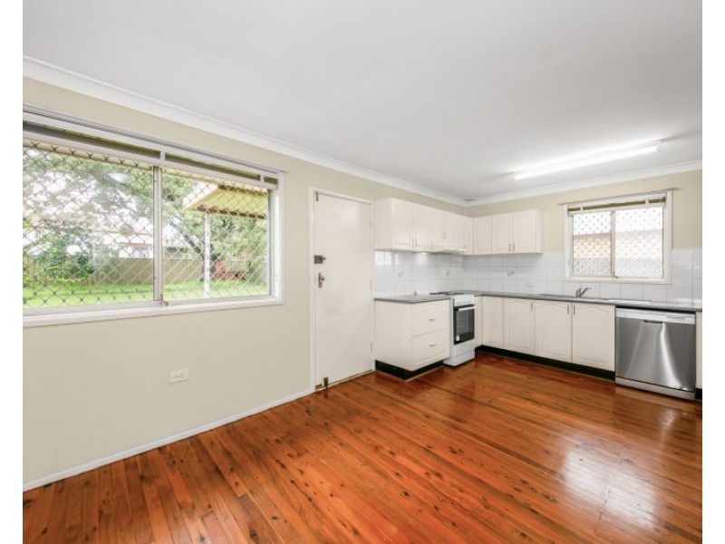 51 Daisy St, Greystanes NSW 2145