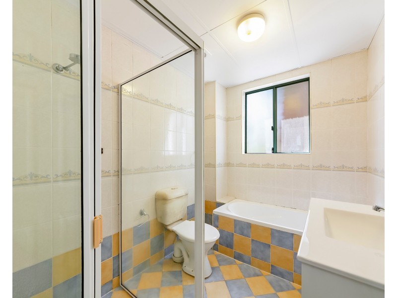 3/6 Paton St, Merrylands NSW 2160