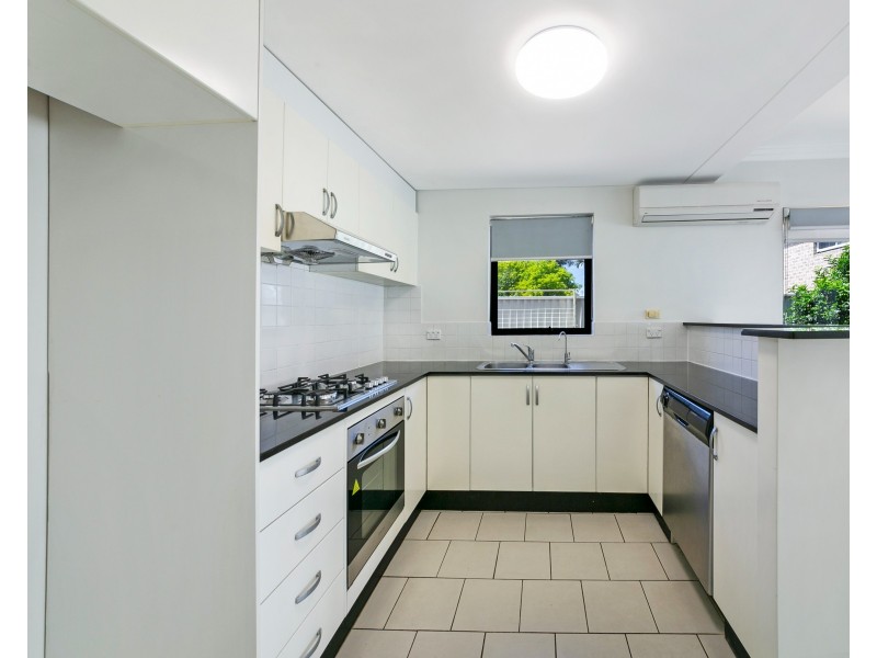 8 Walker St, Merrylands NSW 2160