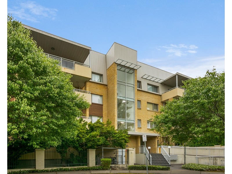 15/8 Refractory Ct, Holroyd NSW 2142