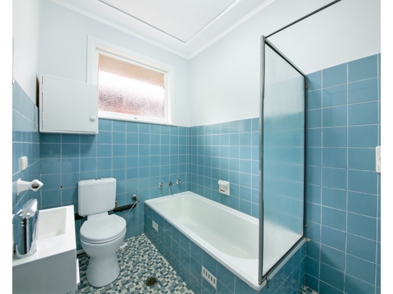 2 Cusack St, Merrylands West NSW 2160