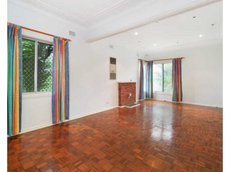 85 Fowler Rd, Merrylands NSW 2160