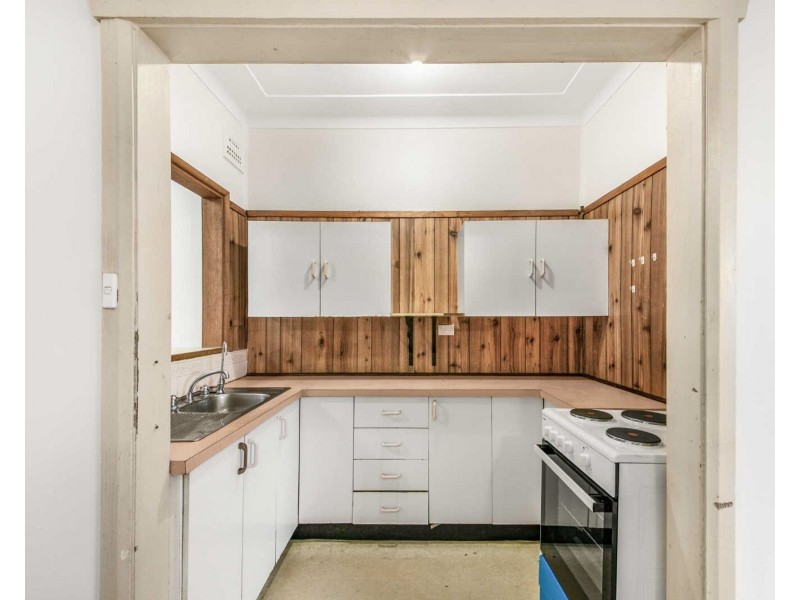 1 Lena Pl, Merrylands NSW 2160