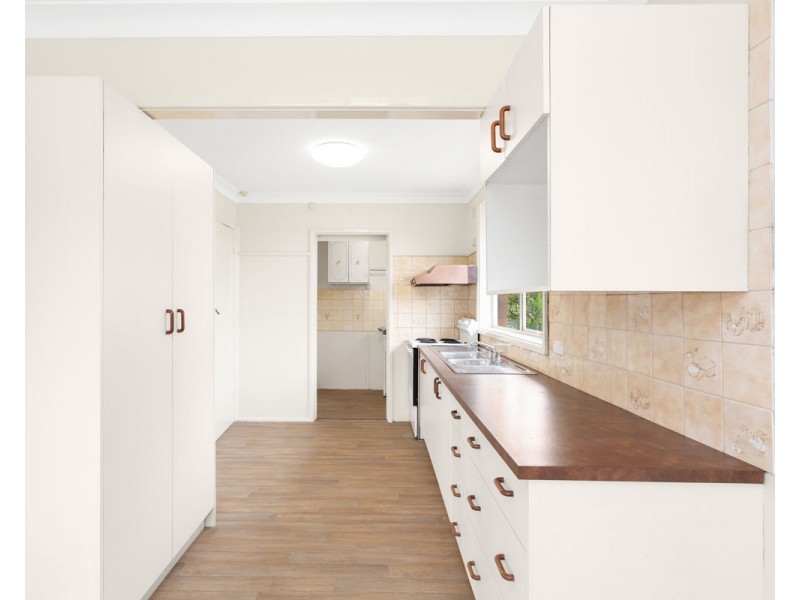 13 Cyril Street, Greystanes NSW 2145