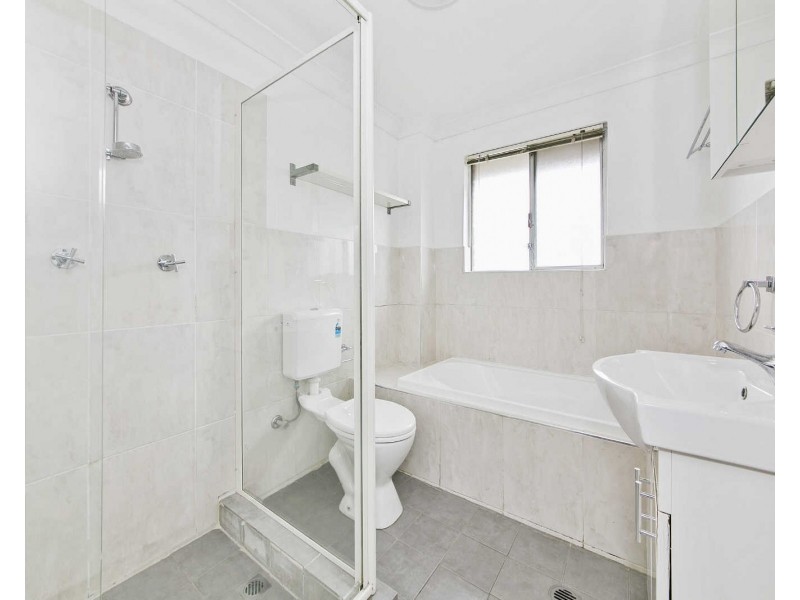 7/18 Crown St, Granville NSW 2142