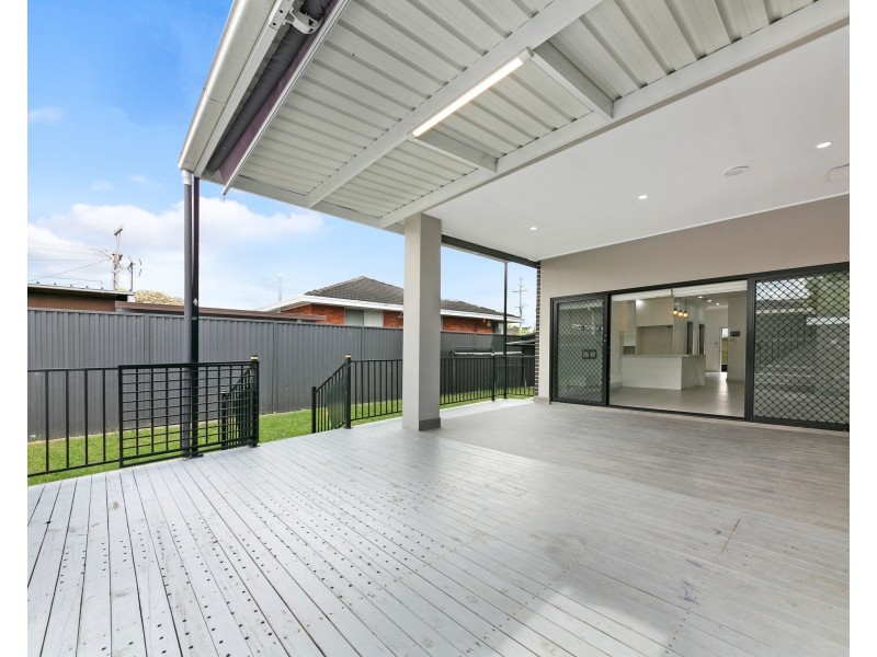 3A Lucinda Rd, Greystanes NSW 2145