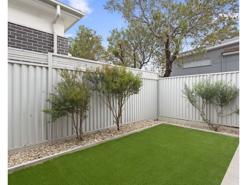 2/170 Dunmore Street, Wentworthville NSW 2145