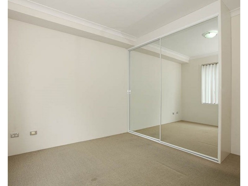 17/10-12 Wingello Street, Guildford NSW 2161