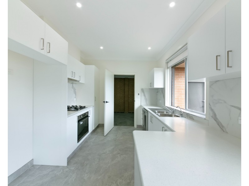 9 Winchmore St, Merrylands NSW 2160