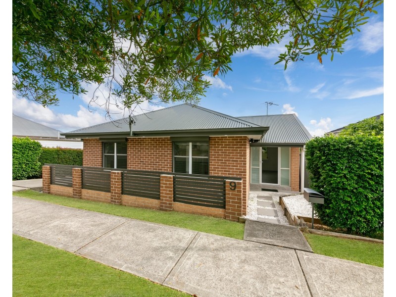 9 Winchmore St, Merrylands NSW 2160