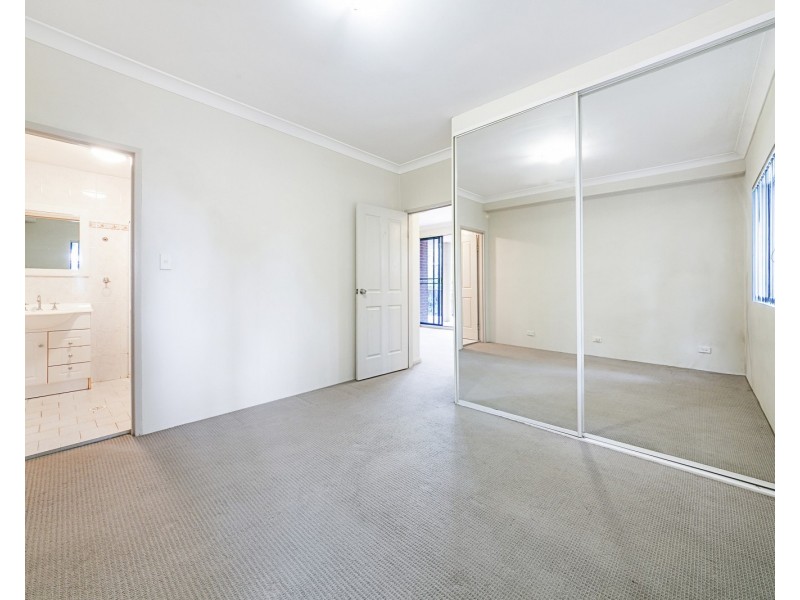 12/38 Sherwood Rd, Merrylands NSW 2160