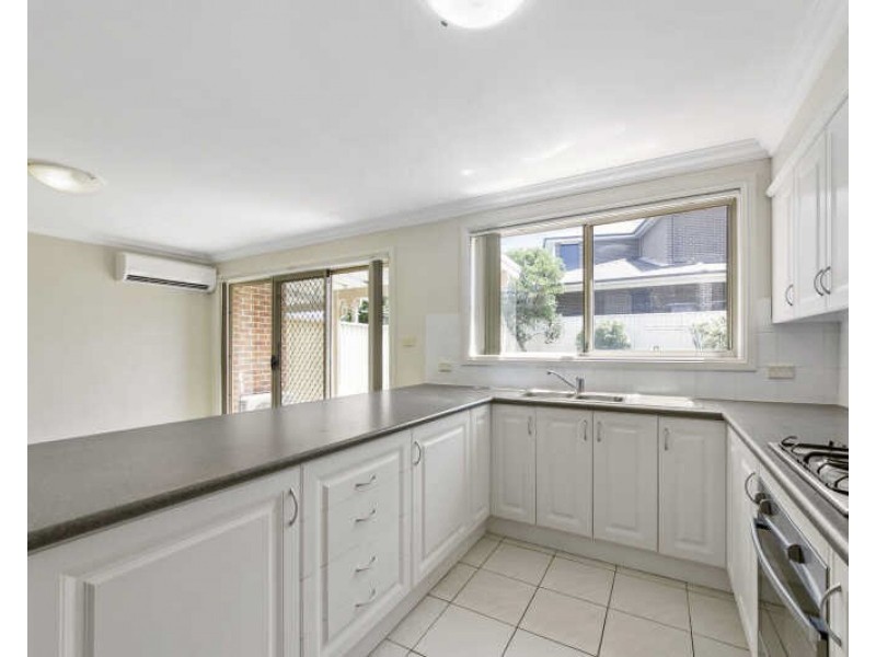 2/29 Hanbury St, Greystanes NSW 2145