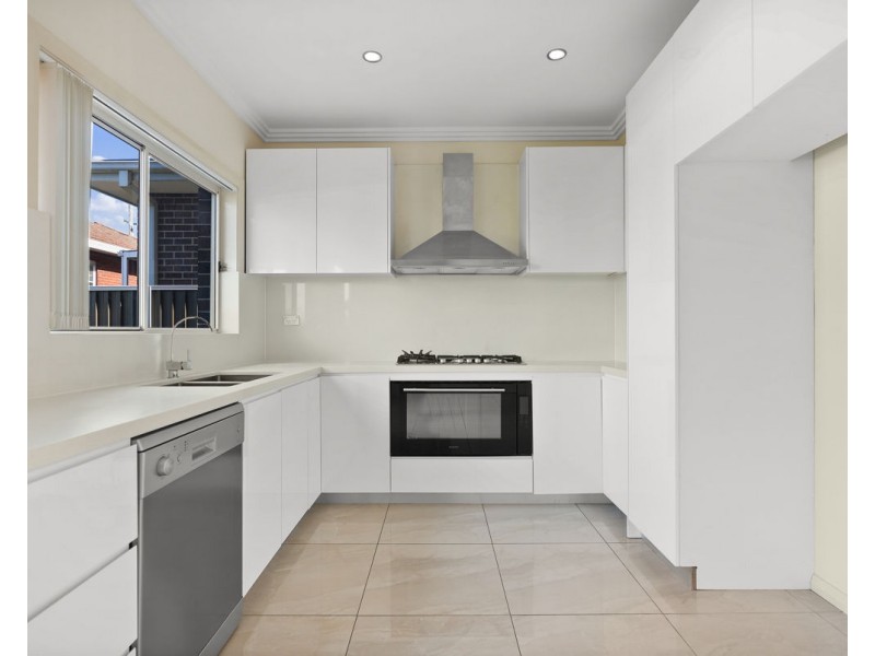 5 Walnut Street, Greystanes NSW 2145