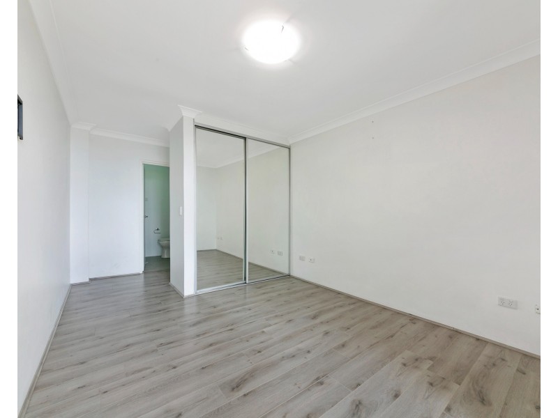 10/291-293 Woodville Rd, Guildford NSW 2161