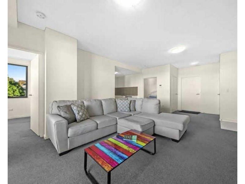 7/4-6 Peggy St, Mays Hill NSW 2145