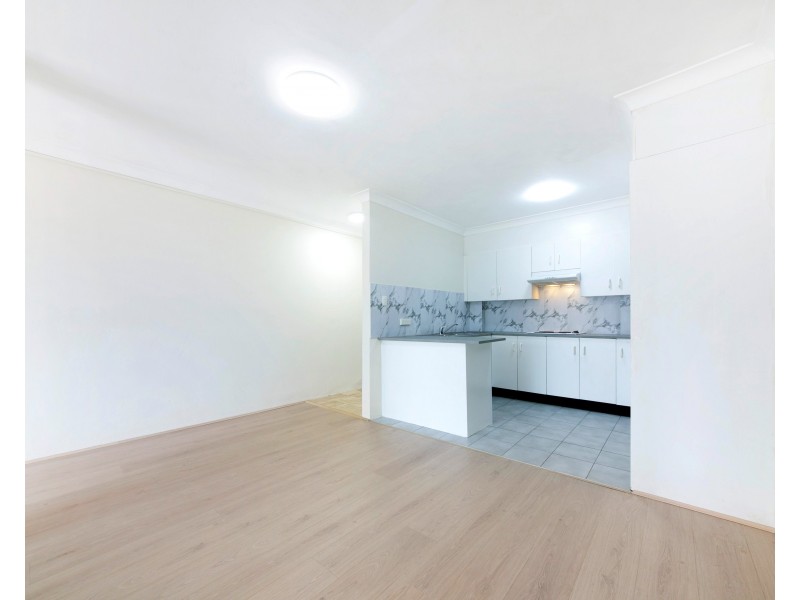 2/44-46 Memorial Av, Merrylands NSW 2160