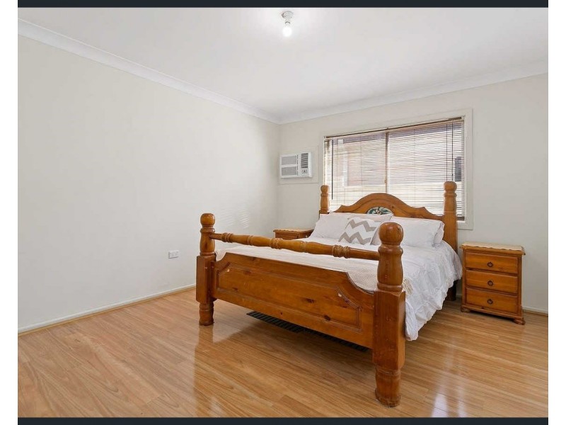 18 Winston Av, Guildford West NSW 2161