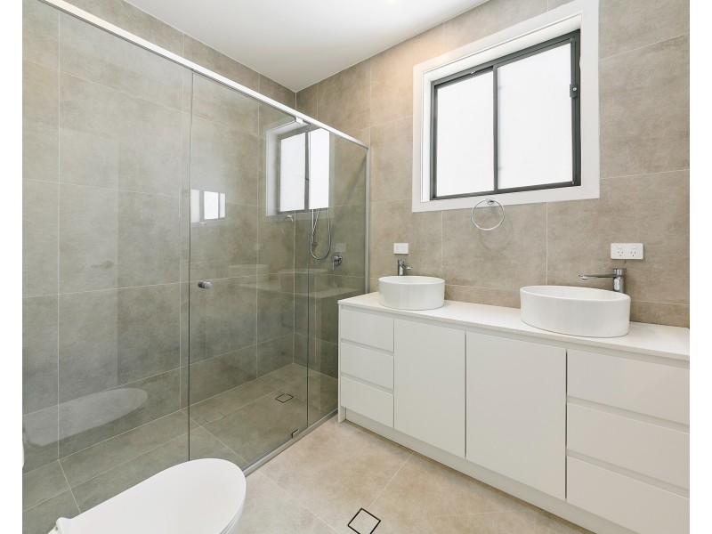 39 Brighton St, Greystanes NSW 2145