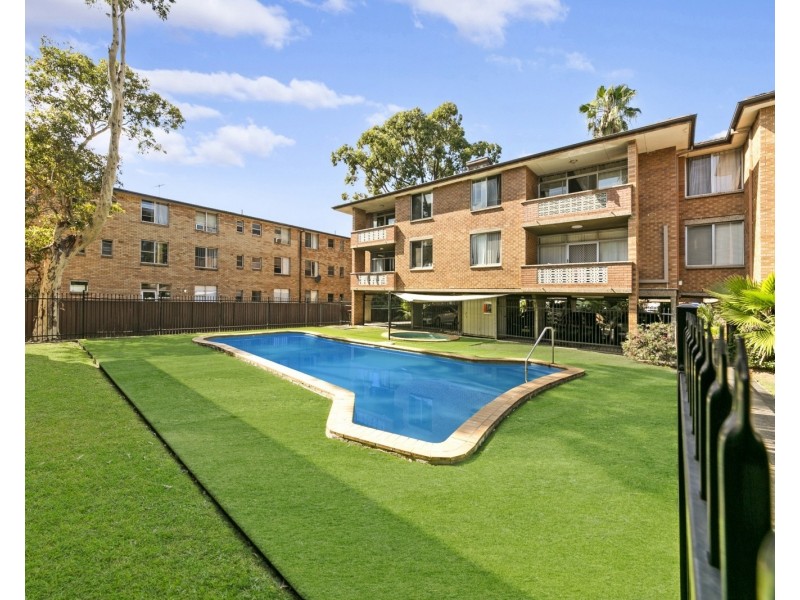 15/25 St Ann St, Merrylands NSW 2160