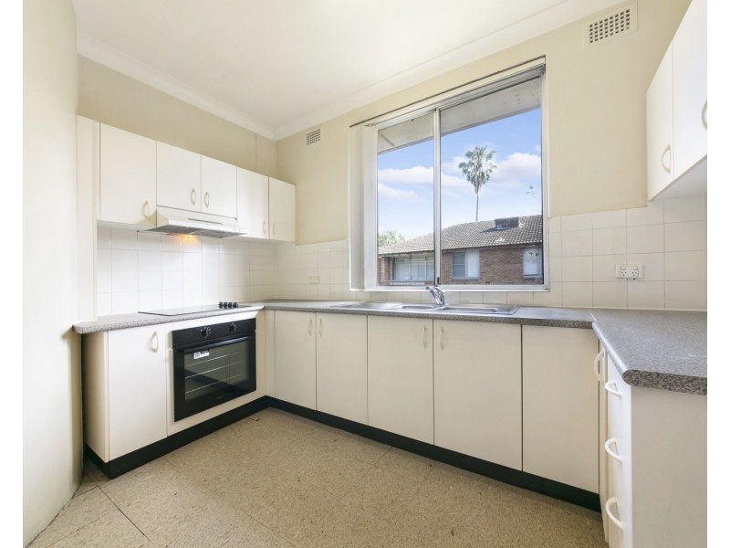 15/25 St Ann St, Merrylands NSW 2160