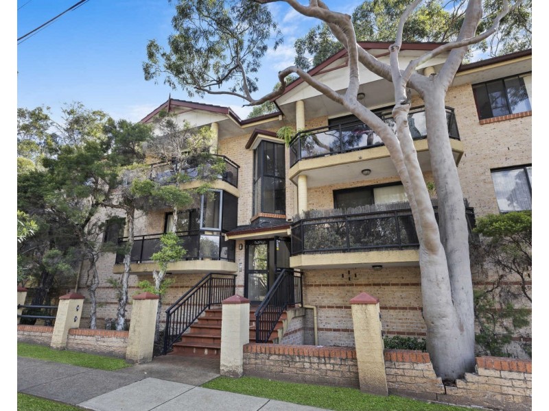 2/43-47 Newman St, Merrylands NSW 2160