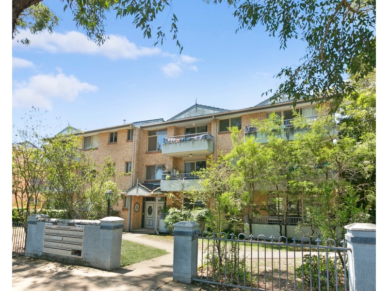 14/261 Dunmore St, Pendle Hill NSW 2145