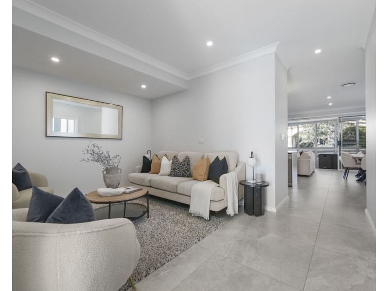 44a Bolaro Avenue, Greystanes NSW 2145