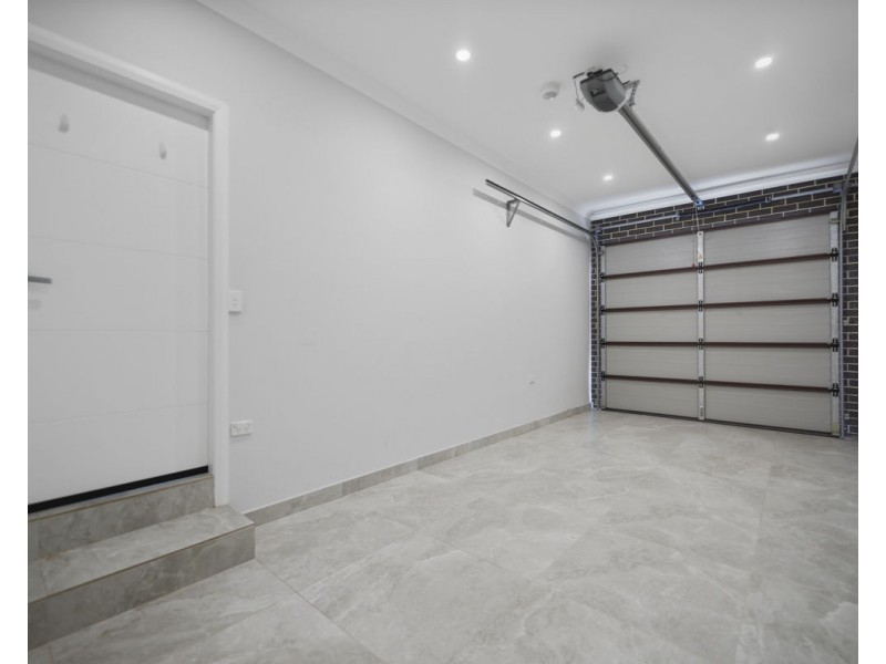 44a Bolaro Avenue, Greystanes NSW 2145