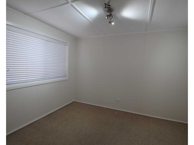 1 Lucas St, Guildford NSW 2161