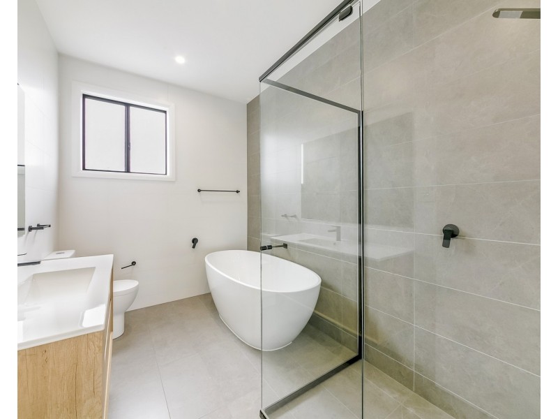 40A Binda St, Merrylands West NSW 2160